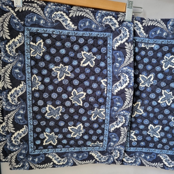 6 Vera Bradley Vintage Blue Coin Leaf Print Quilted Reversible Table Placemats